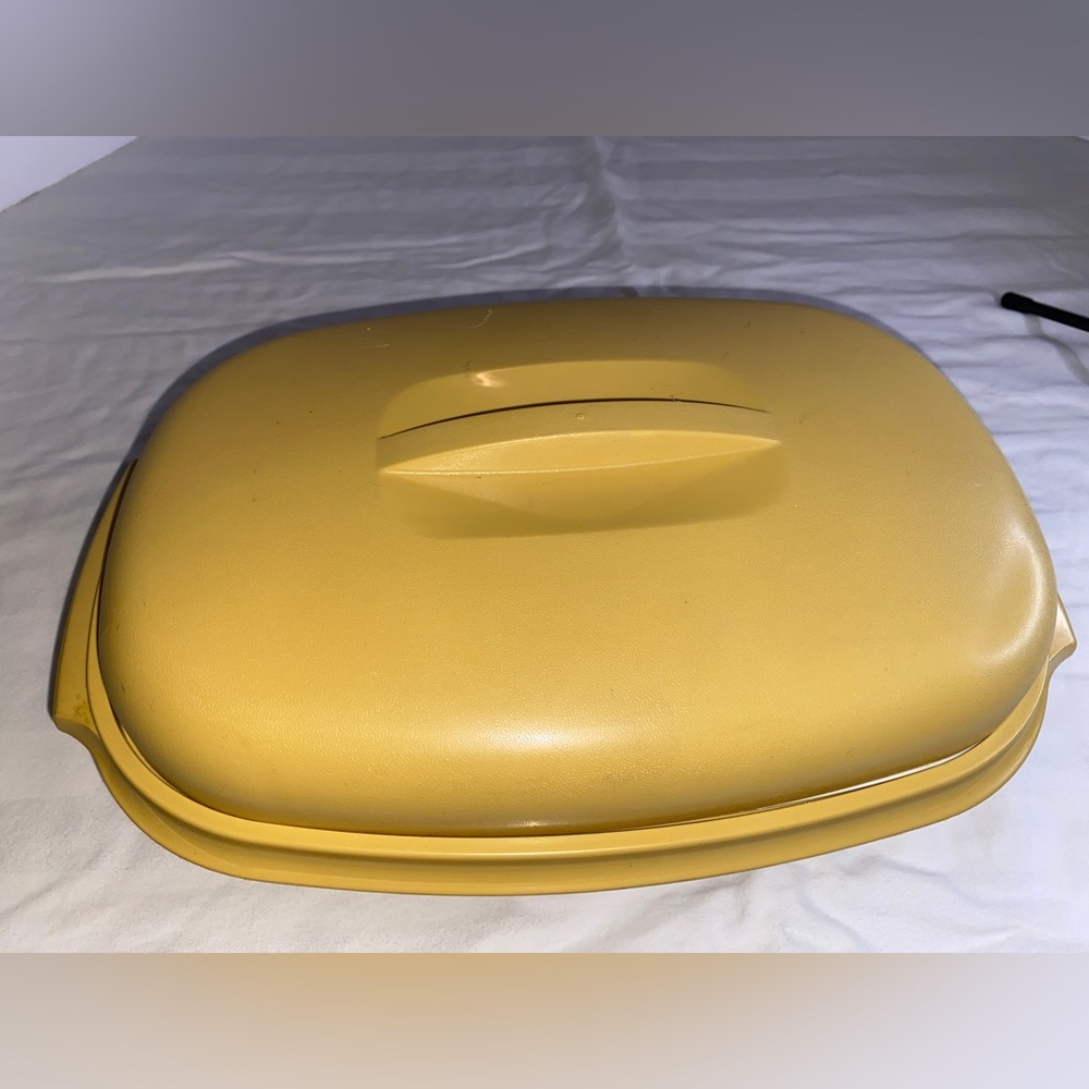 Vintage Tupperware Golden Harvest Veggie Steamer